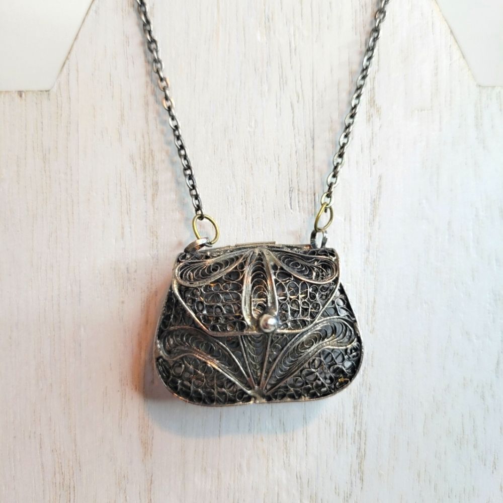 Vintage Filigree Purse Silver Tone Necklace